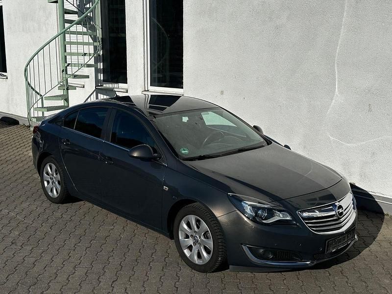 Gebraucht Opel Insignia Edition 120 PS (88 kW) 2014 Grau Limousine