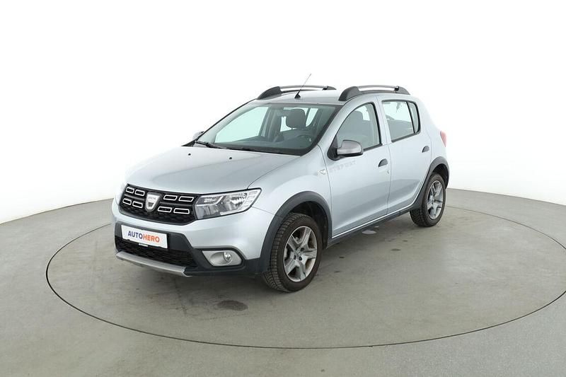 Gebraucht Dacia Sandero Prestige 90 PS (66 kW) 2019 Silber Limousine
