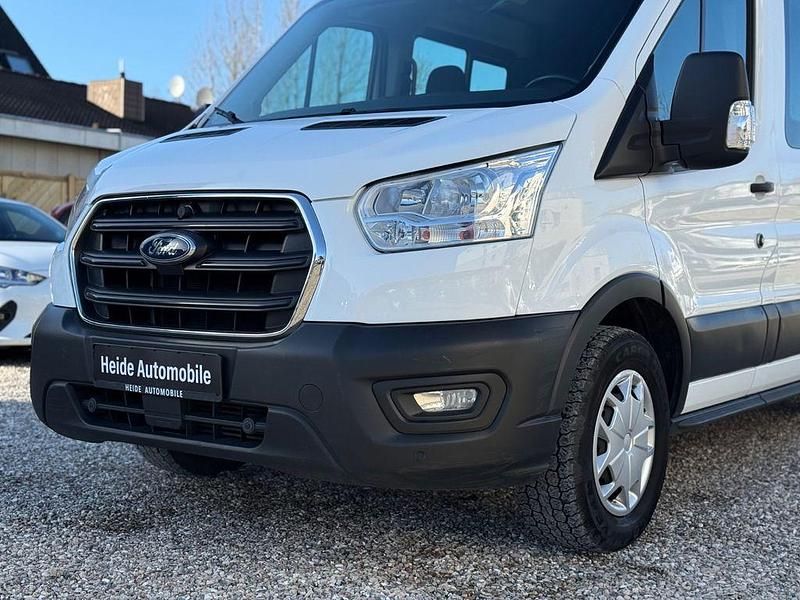 Gebraucht Ford Transit 131 PS (96 kW) 2019 Weiß Van / Kleinbus