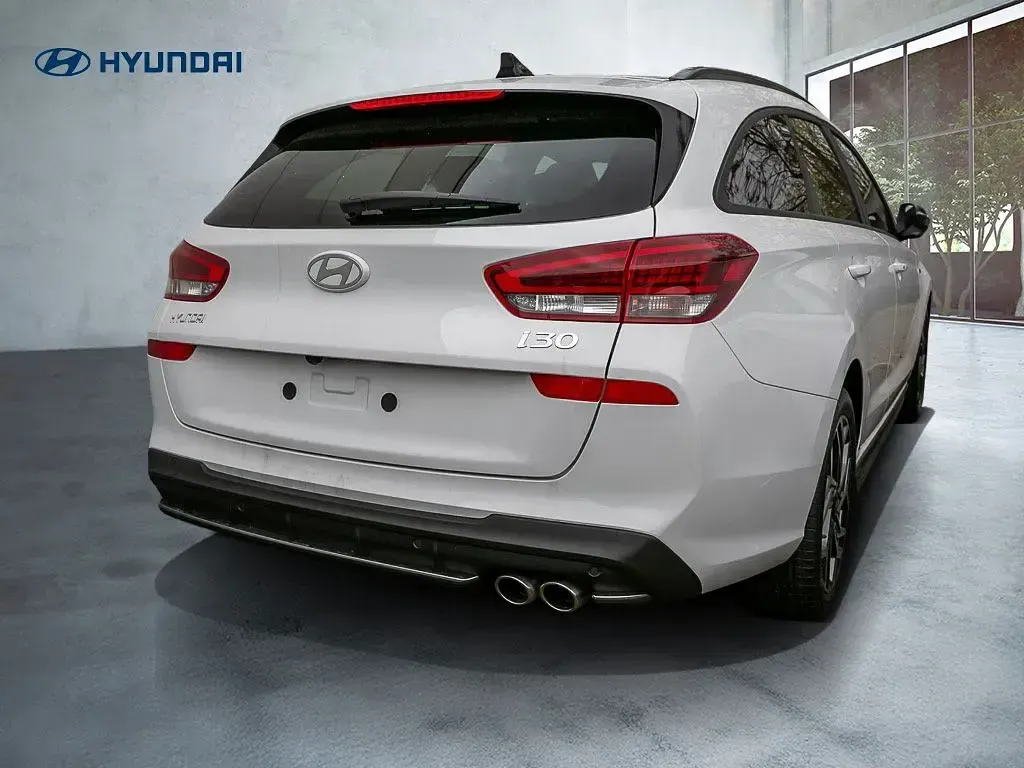 Neu Hyundai i30 Pure 115 PS (84 kW) 2026 Weiß Kombi