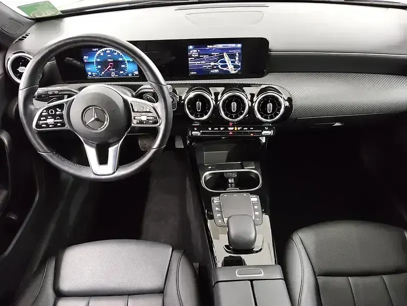 Gebraucht Mercedes A200 150 PS (110 kW) 2023 Schwarz Limousine