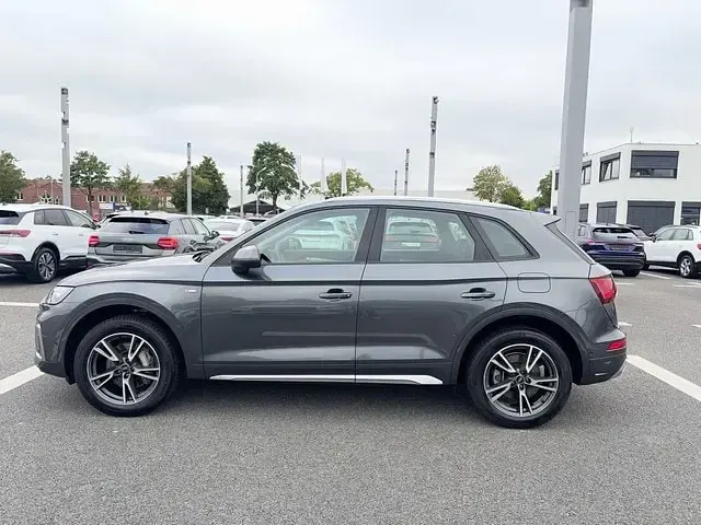 Gebraucht Audi Q5 S-Line 299 PS (219 kW) 2022 Grau SUV