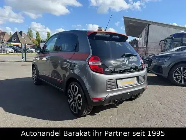 Gebraucht Renault Twingo GT 109 PS (80 kW) 2017 Grau Kleinwagen