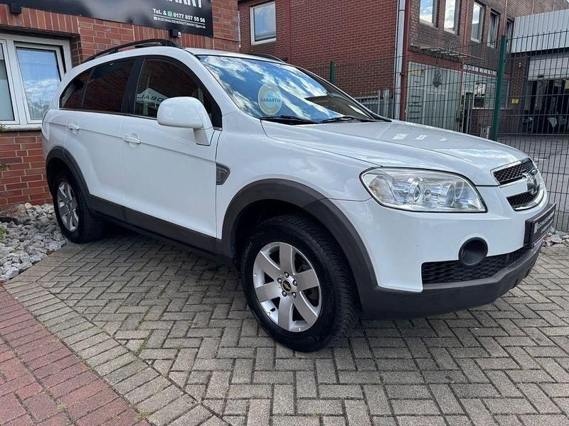 Gebraucht Chevrolet Captiva LS 136 PS (100 kW) 2011 Weiß SUV