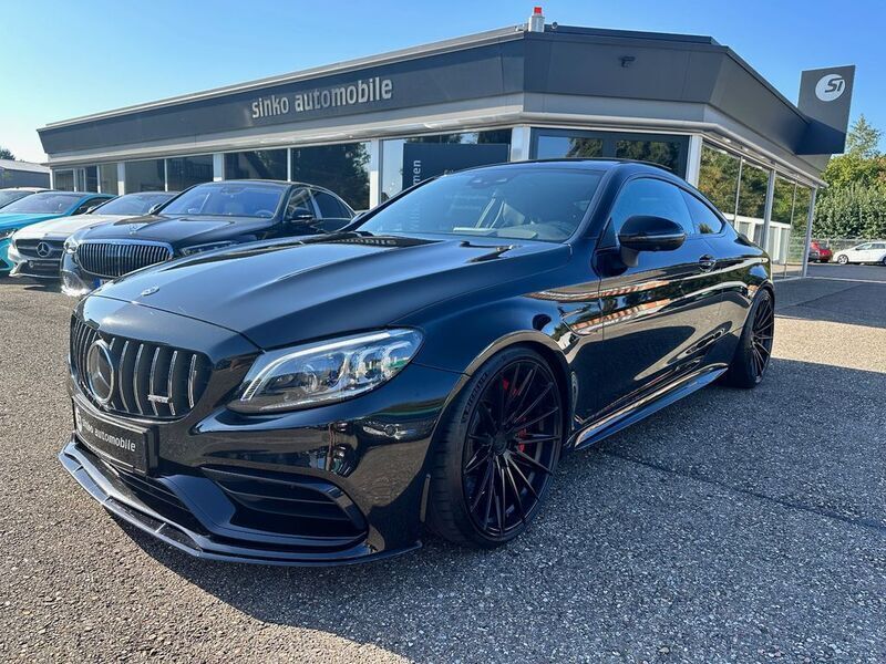 Obsidianschwarz metalliclack Gebraucht 2019 Mercedes C63 AMG AMG Coupé | 72.999 € - Bild 1/4