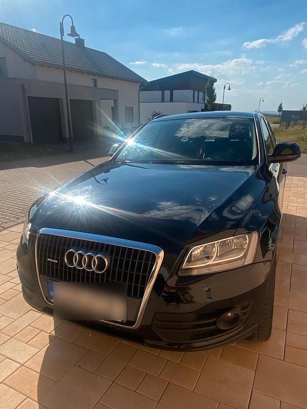 Schwarz Gebraucht 2010 Audi Q5 SUV | 8.000 € (Superpreis) - Bild 1/4