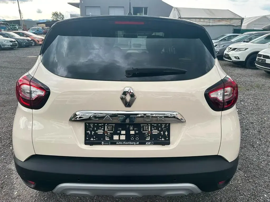Gebraucht Renault Captur Intens 150 PS (110 kW) 2019 Weiß SUV