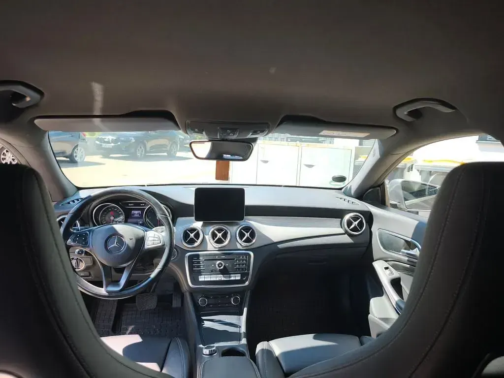 Gebraucht Mercedes CLA220 Shooting Brake 170 PS (125 kW) 2019 Silber Kombi