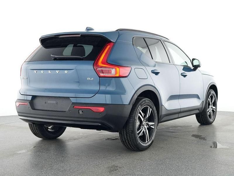 Gebraucht Volvo XC40 Plus 197 PS (144 kW) 2025 Blau SUV