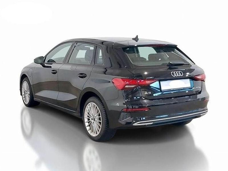 Gebraucht Audi A3 e-tron Advanced 110 PS (80 kW) 2022 Schwarz Kleinwagen