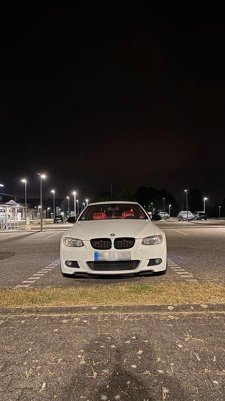 Gebraucht BMW 320 170 PS (125 kW) 2008 Weiß Coupé