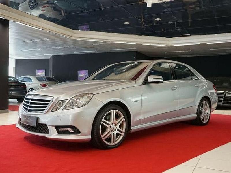 Gebraucht Mercedes E350 AMG 231 PS (169 kW) 2009 Silber Limousine