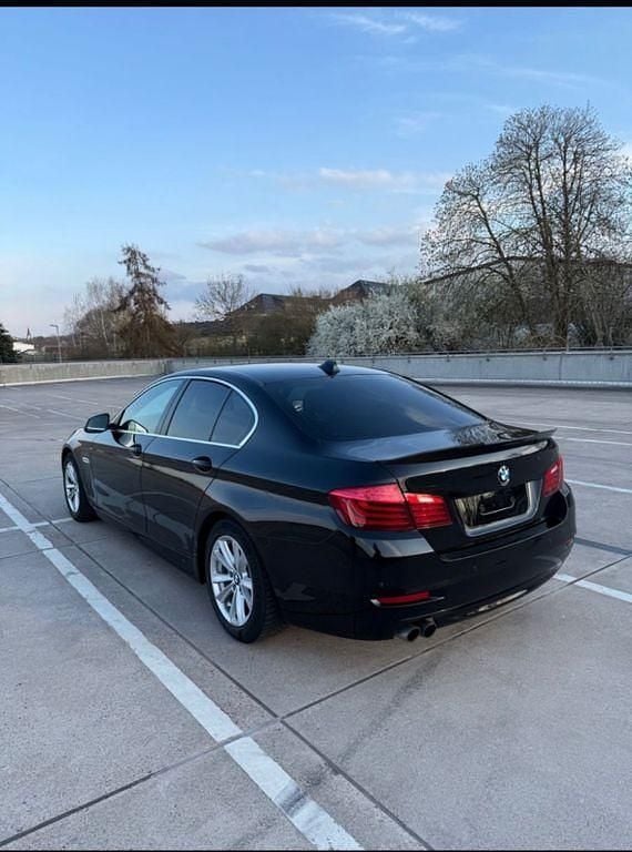 Gebraucht BMW 520 190 PS (139 kW) 2016 Schwarz Limousine