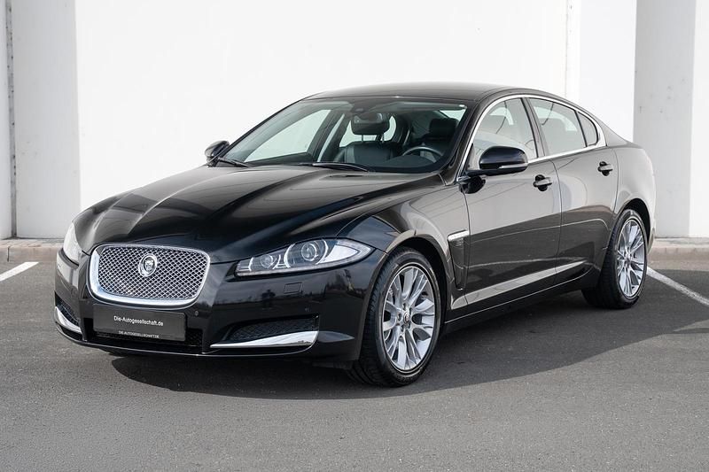 Gebraucht Jaguar XF 190 PS (139 kW) 2012 Schwarz Limousine