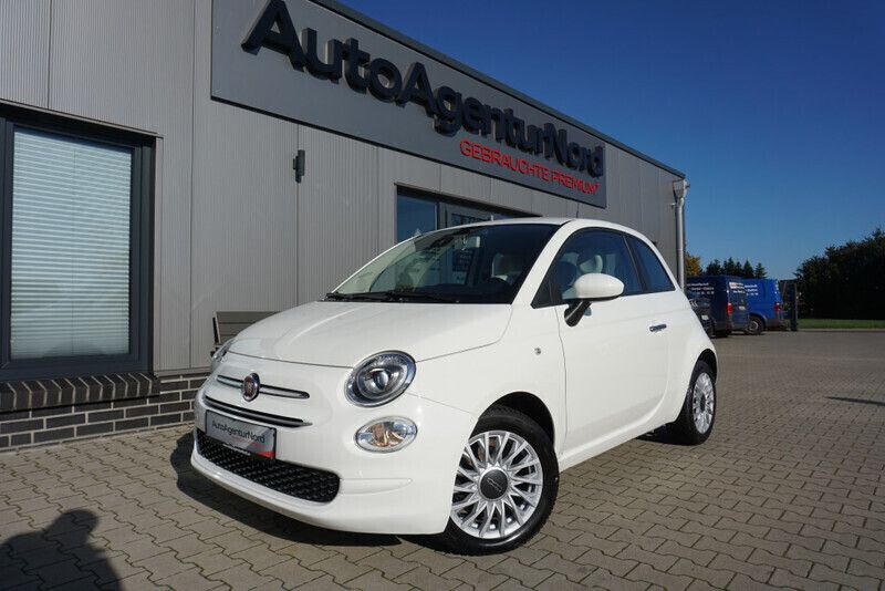 Weiß Gebraucht 2020 Fiat 500 Lounge Limousine | 13.450 € (Fairer Preis) - Bild 1/4