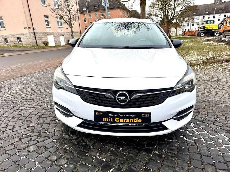 Gebraucht Opel Astra Basis 105 PS (77 kW) 2021 Weiß Kombi