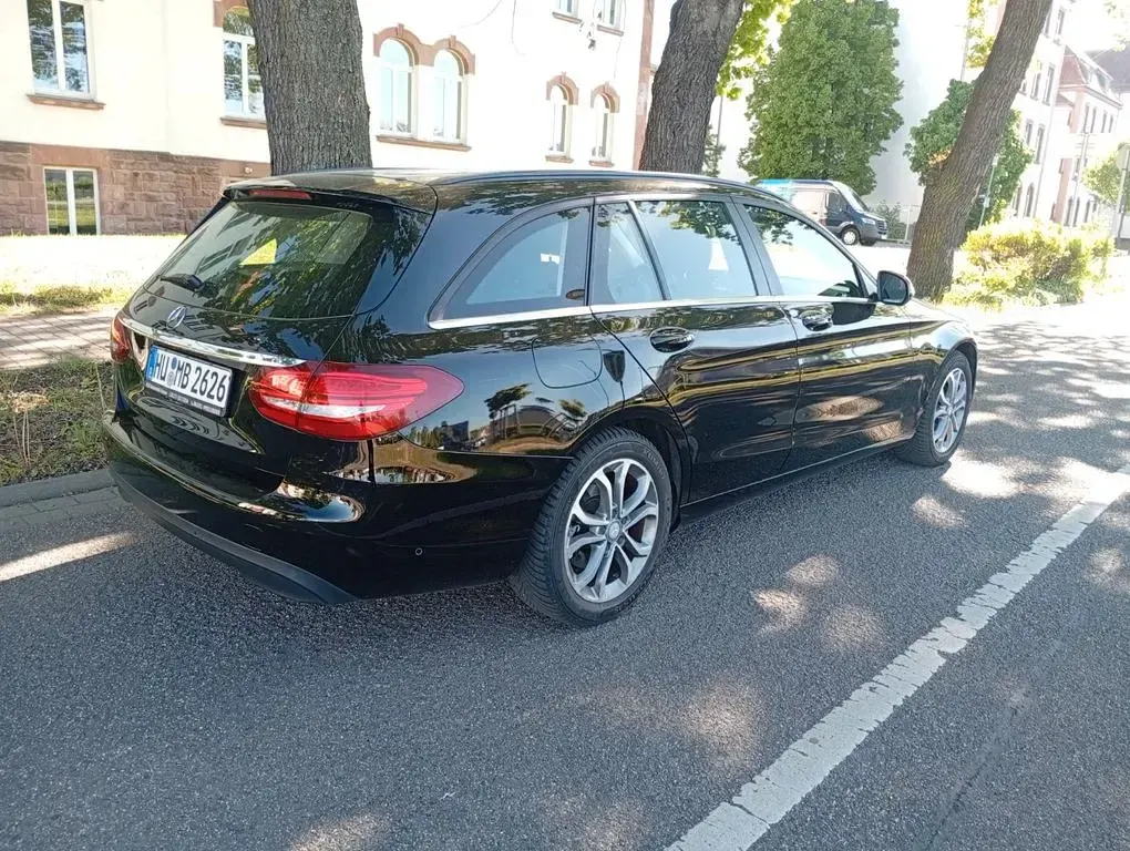 Gebraucht Mercedes C200 136 PS (100 kW) 2016 Schwarz Kombi