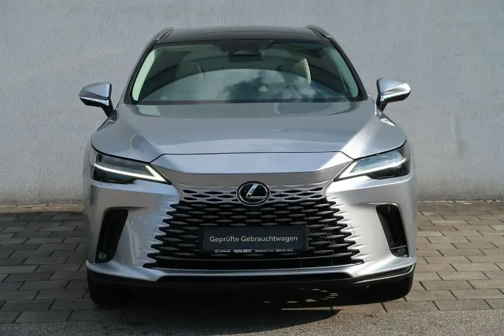 Gebraucht Lexus RX450h+ Luxury Line 309 PS (227 kW) 2024 Silber SUV