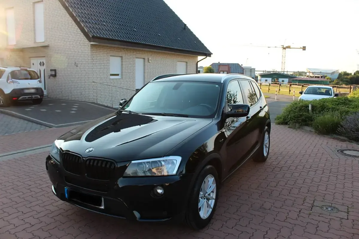 Gebraucht BMW X3 Sport Line 184 PS (135 kW) 2012 Schwarz SUV