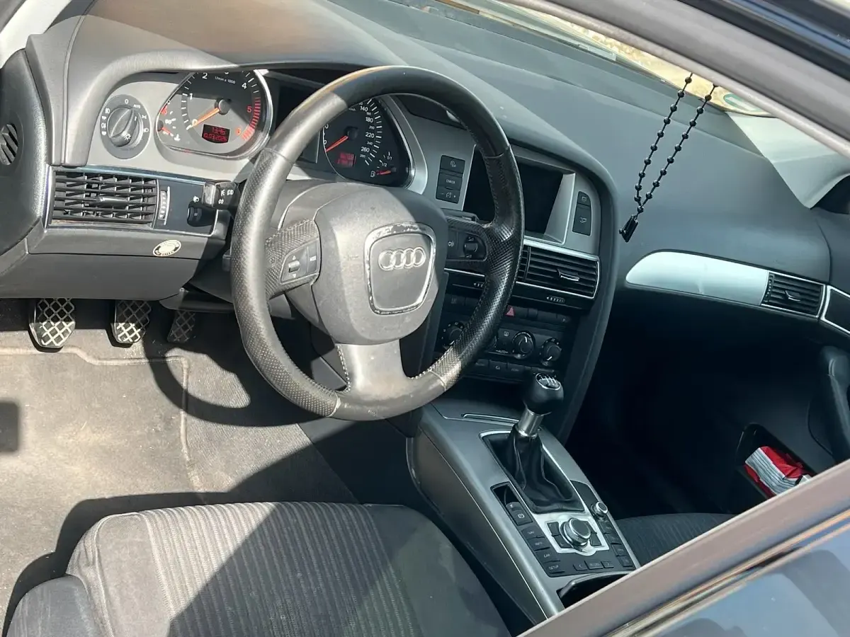 Gebraucht Audi A6 180 PS (132 kW) 2006 Schwarz Kombi