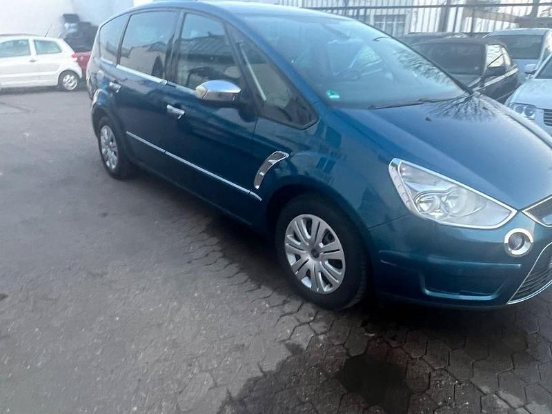 Gebraucht Ford S-MAX Titanium 140 PS (102 kW) 2006 Blau Van / Kleinbus