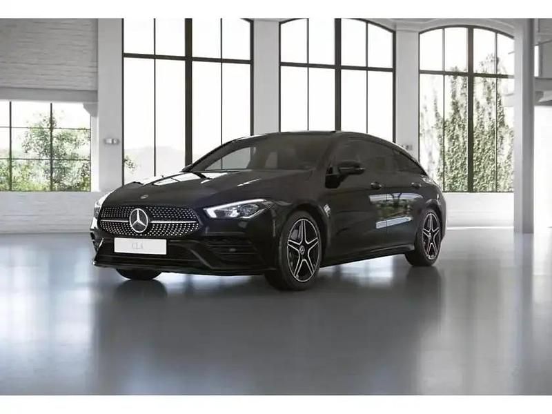 Gebraucht Mercedes CLA250e 160 PS (117 kW) 2022 Metalliclack kosmosschwarz Limousine
