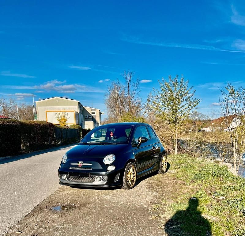 Schwarz Gebraucht 2015 Abarth 595C Cabrio | 10.999 € - Bild 1/4