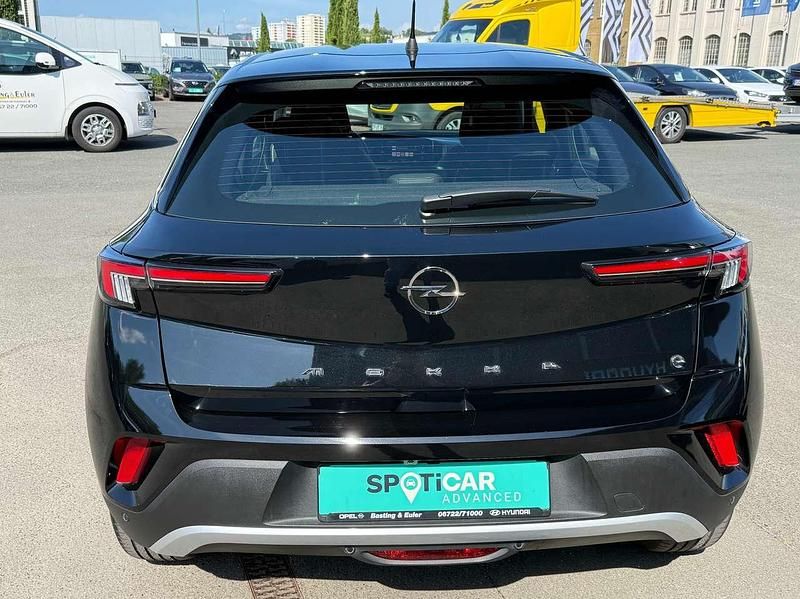 Gebraucht Opel Mokka-e Elegance 100 kW (136 PS) 2022 Schwarz metallic SUV