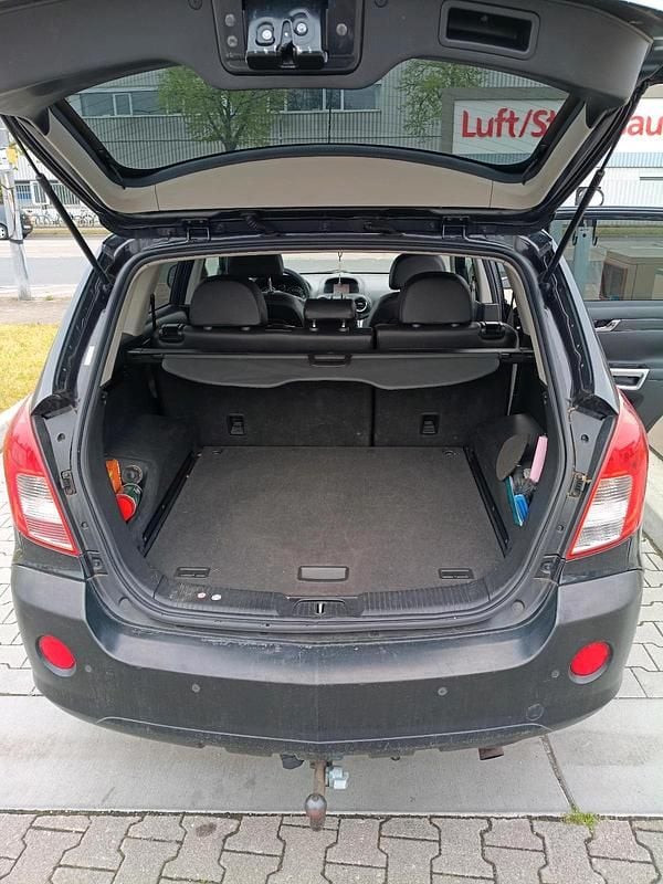 Second-hand Opel Antara 183 CP (134 kW) 2011 Negru SUV