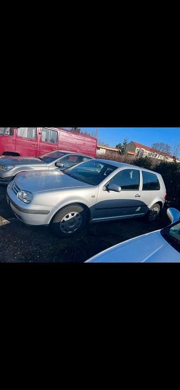 Gebraucht VW Golf IV Basis 75 PS (55 kW) 2003 Silber Limousine