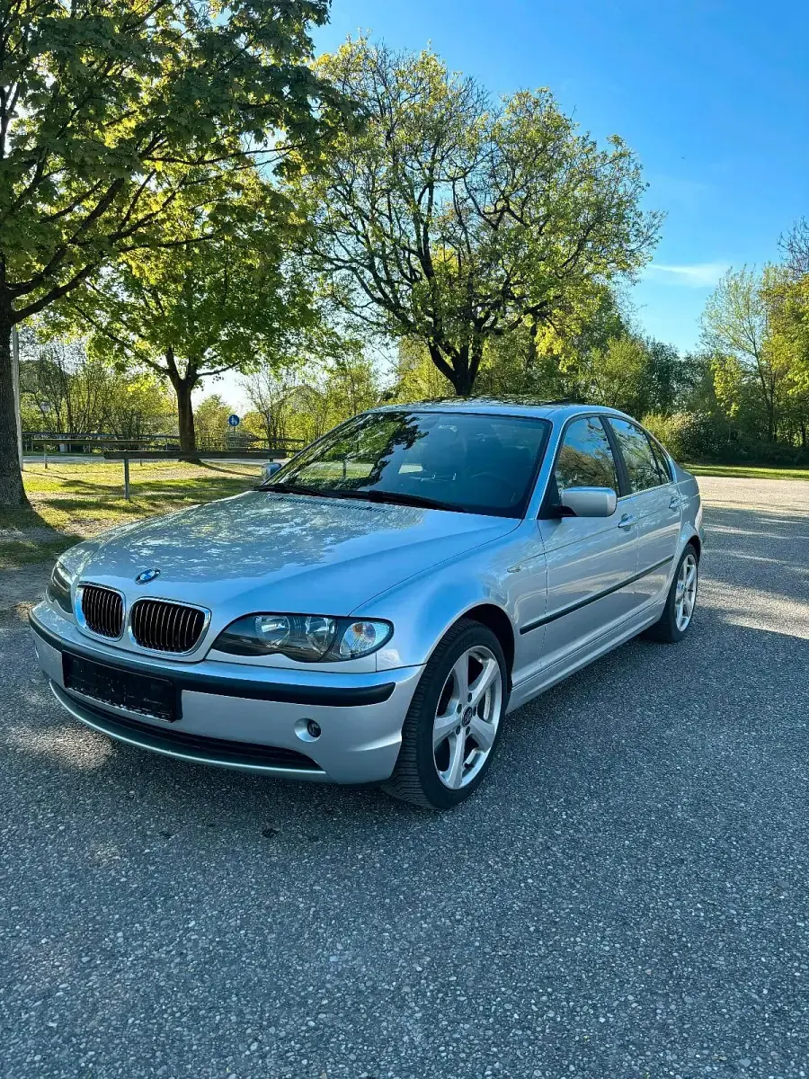 Gebraucht BMW 325 192 PS (141 kW) 2003 Silber Limousine