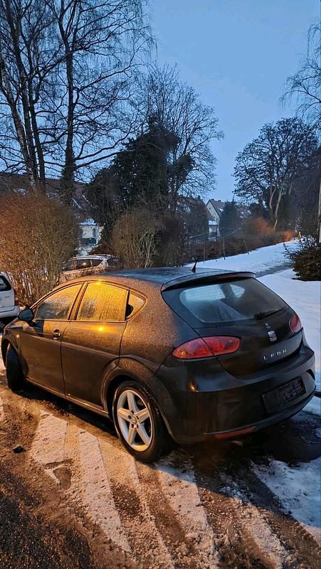 Gebraucht Seat Leon 125 PS (91 kW) 2009 Schwarz Kleinwagen