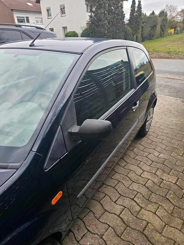 Gebraucht Ford Fiesta 69 PS (50 kW) 2006 Blau Kleinwagen