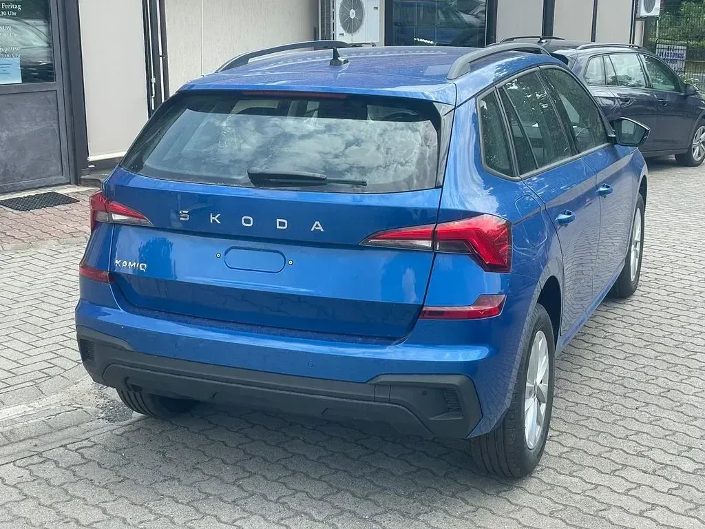 Neu Skoda Kamiq Drive 116 PS (85 kW) 2026 Blau SUV