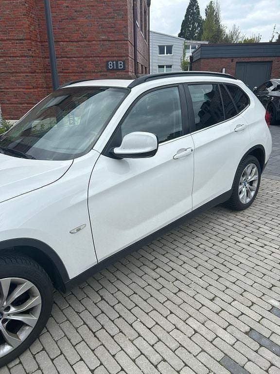 Gebraucht BMW X1 184 PS (135 kW) 2011 Weiß SUV