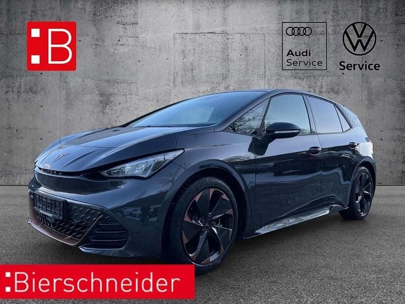 Grau Gebraucht 2024 Cupra Born e-Boost Kleinwagen | 26.930 € (Superpreis) - Bild 1/3