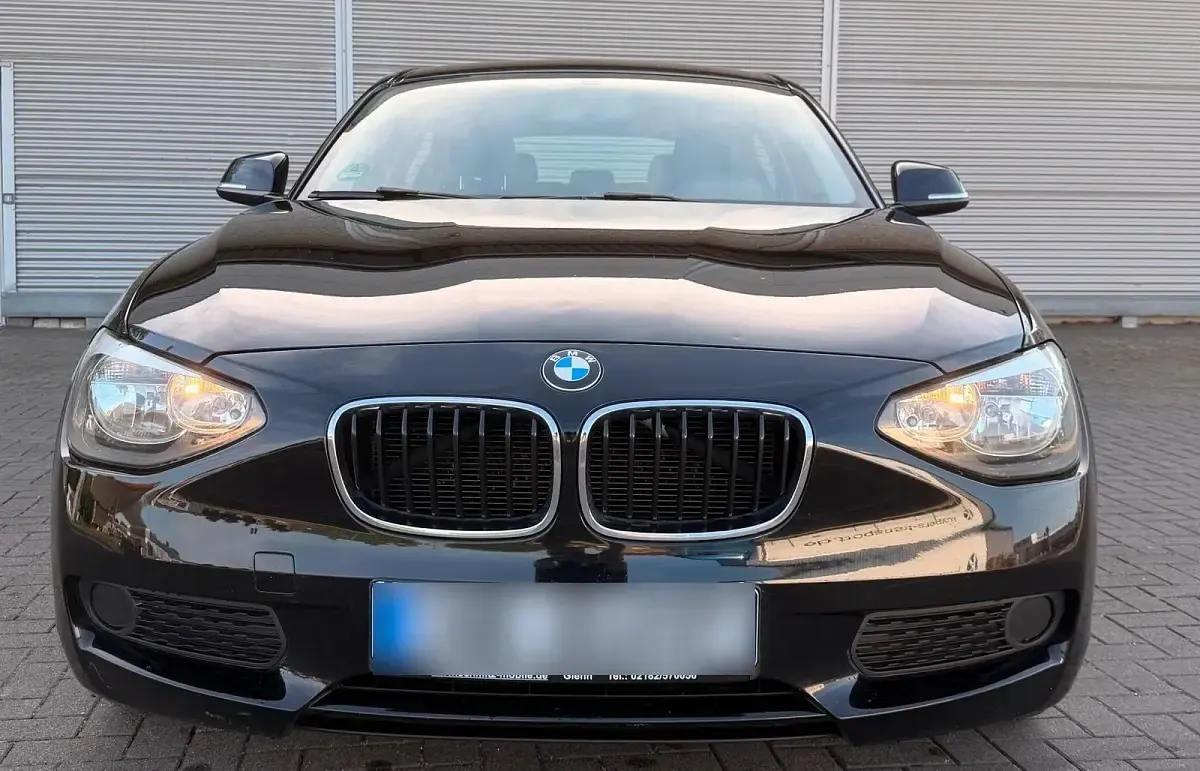 Gebraucht BMW 116 136 PS (100 kW) 2012 Schwarz Kleinwagen