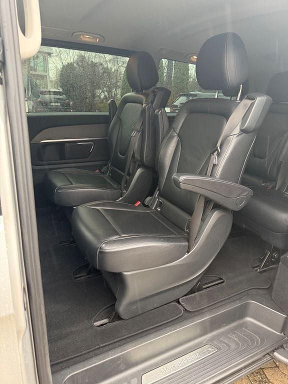 Gebraucht Mercedes V250 Avantgarde 190 PS (139 kW) 2017 Schwarz Van / Kleinbus