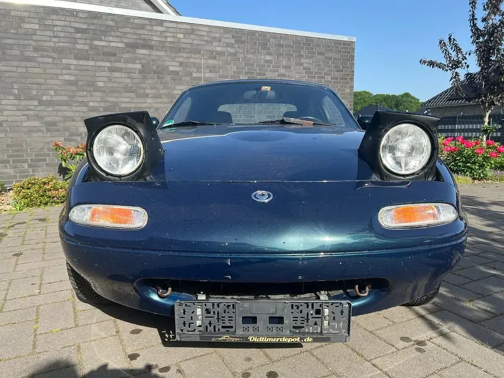 Gebraucht Mazda MX5 90 PS (66 kW) 1997 Blau Cabrio