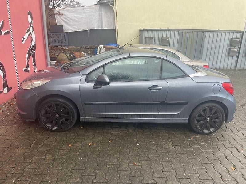 Gebraucht Peugeot 207 CC 120 PS (88 kW) 2007 Grau Cabrio