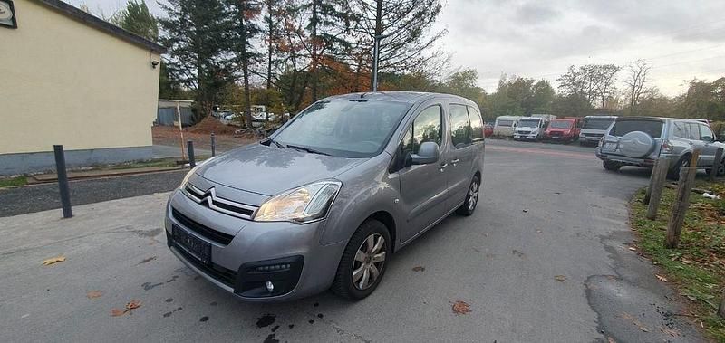 Gebraucht Citroën Berlingo SELECTION 120 PS (88 kW) 2015 Van / Kleinbus