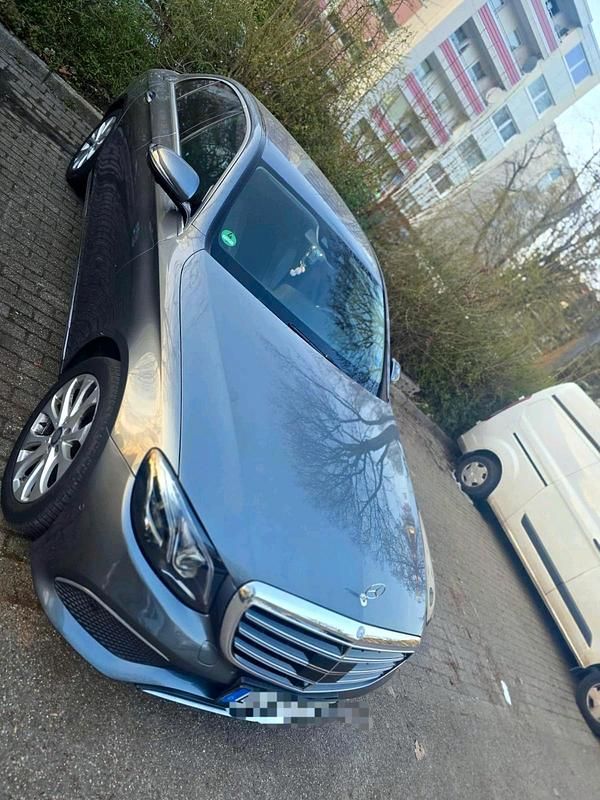 Gebraucht Mercedes E350 258 PS (189 kW) 2017 Limousine