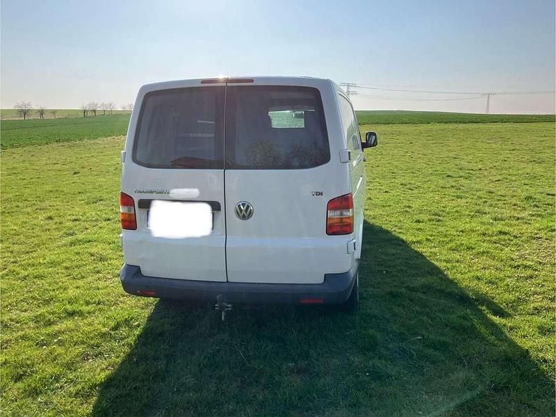 Używany VW T5 131 KM (96 kW) 2009 Biały Van