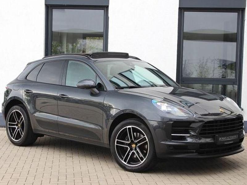 Gebraucht Porsche Macan 245 PS (180 kW) 2018 Vulkangrau metallic SUV