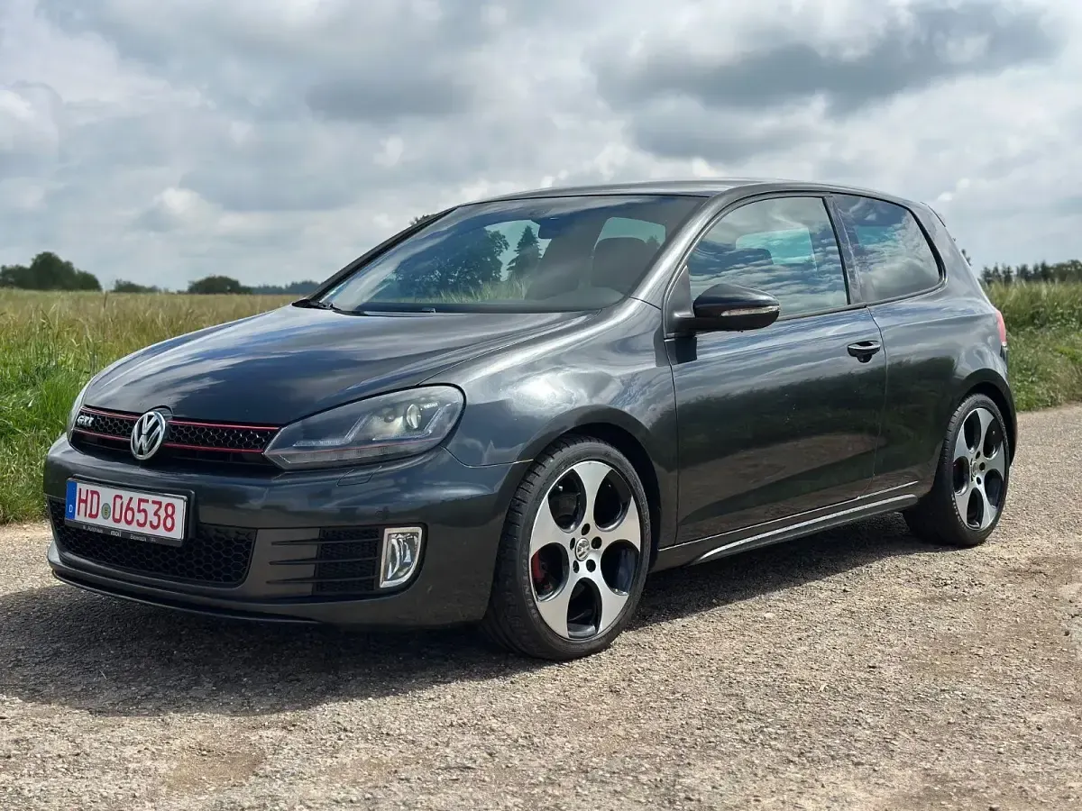 Occasion VW Golf GTI 211 ch (155 kW) 2011 Gris Coupé