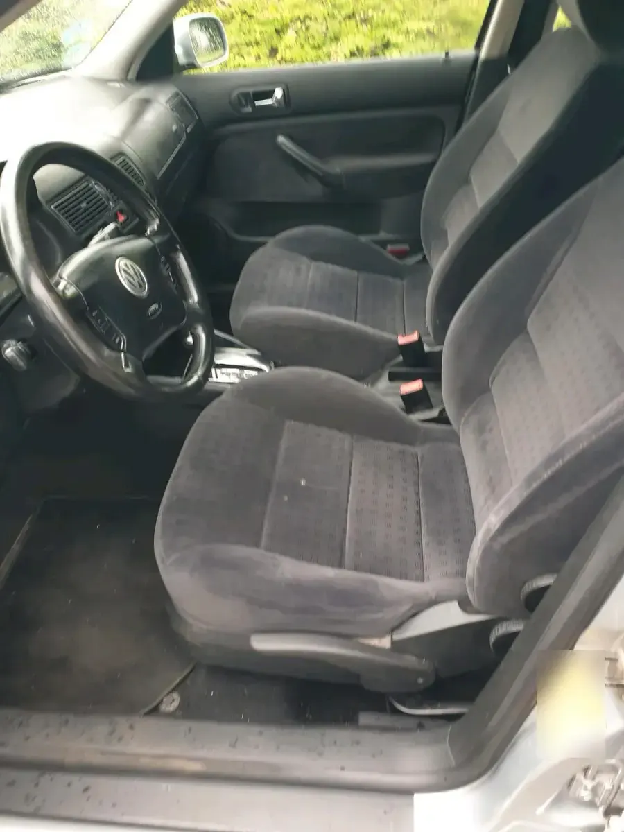 Gebraucht VW Golf IV 102 PS (75 kW) 2003 Silber Kleinwagen