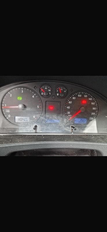 Gebraucht VW Transporter 150 PS (110 kW) 2008 Rot Van