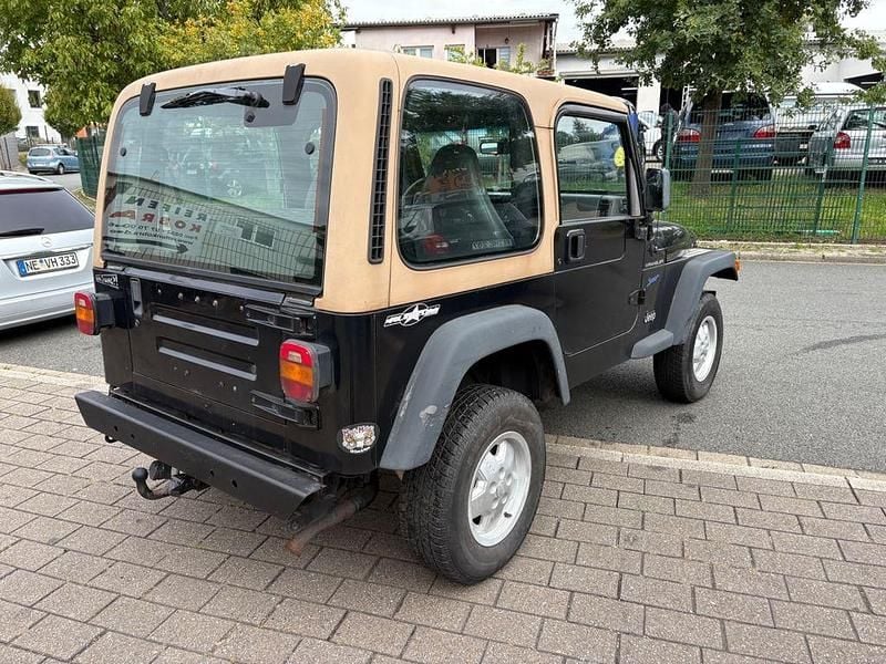 Gebraucht Jeep Wrangler 118 PS (86 kW) 1998 Schwarz SUV