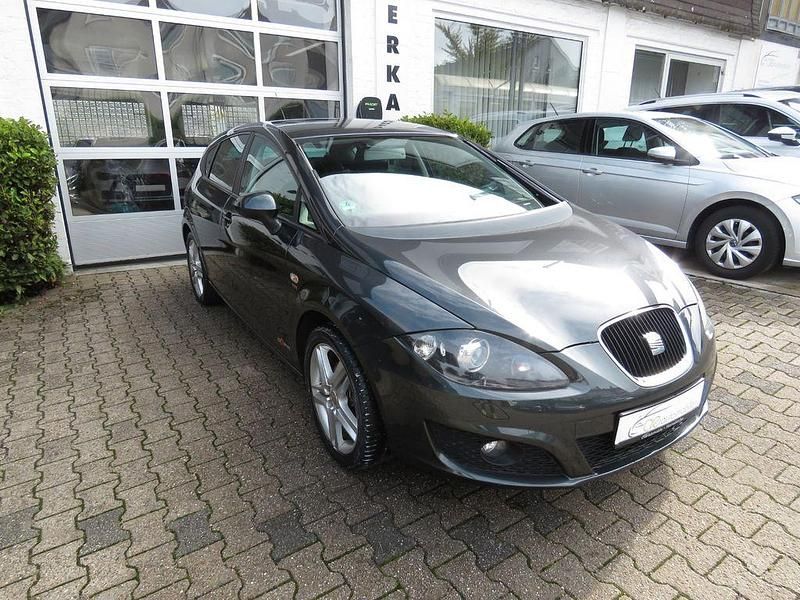 Gebraucht 2011 Seat Leon Copa Limousine | 7.900 € (Teuer) - Bild 1/4
