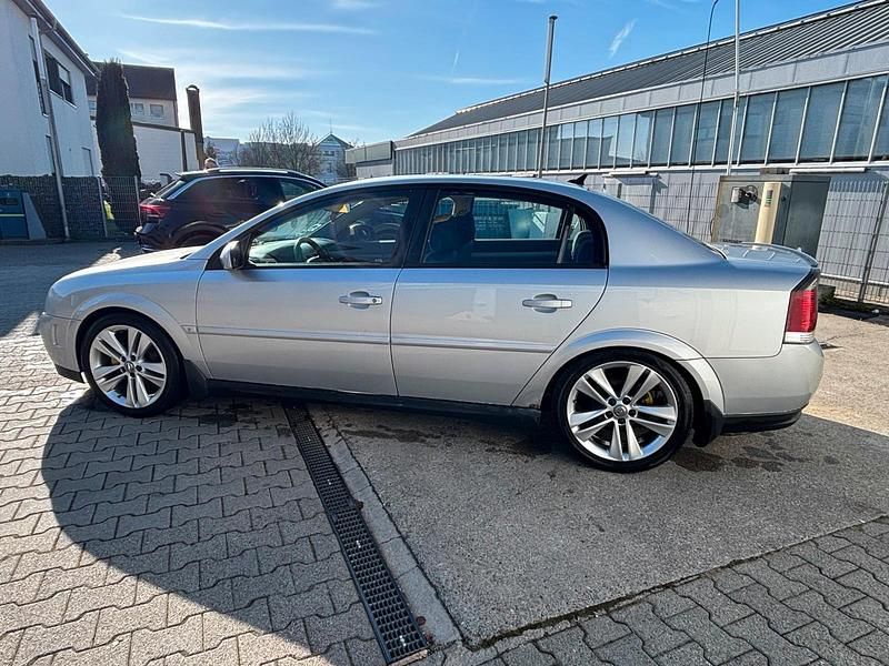 Gebraucht Opel Vectra 125 PS (91 kW) 2005 Silber Limousine
